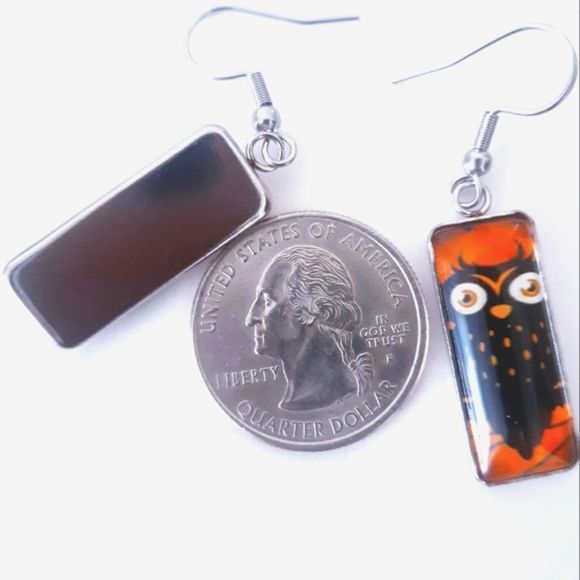 Owl Design Dangling Rectangular Hook Earrings - Picture 4 of 7